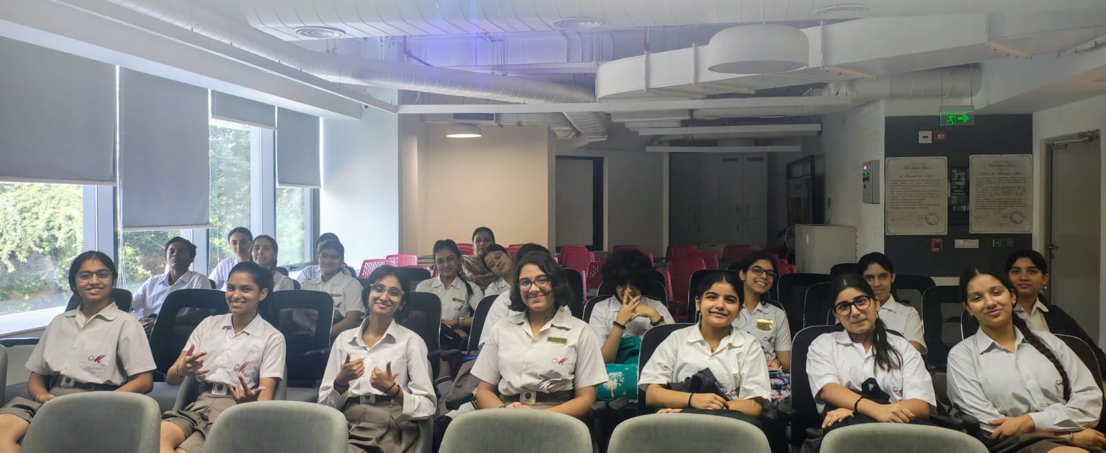 Exploring Creative Horizons: A Day at Pearl Academy